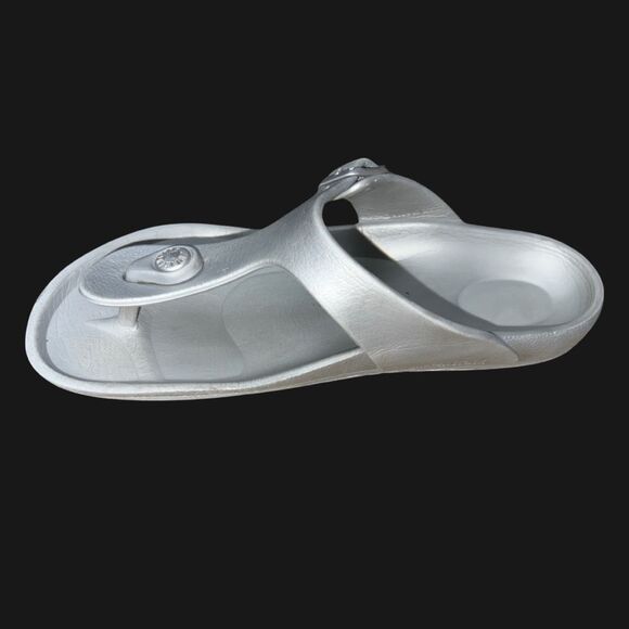 Little Girls Birkenstock Gizeh Essentials EVA Silver Sandals Size US 2 Eur 33 - Picture 4 of 5